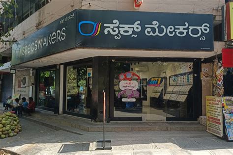 Optician near me | Specsmakers in Vijaya Nagar | Best Optical Stores