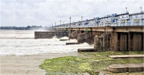 DVC | পশ্চিমবঙ্গের বহু এলাকা প্লাবিত হওয়ার আশঙ্কা সত্ত্বেও উল্টে আরও ১ ...