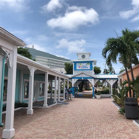 THE 10 BEST Restaurants Near Port Lucaya Marketplace
