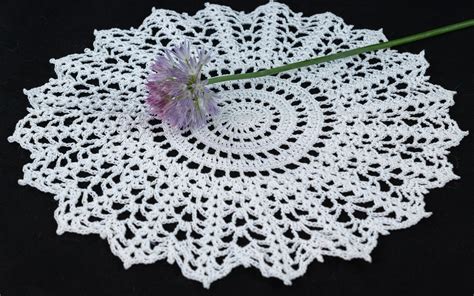 Quick and Easy Doily Pattern 的图像结果