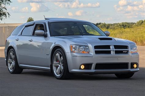 2008 Dodge Magnum Srt8