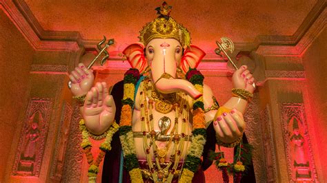 Mumbai Ganpati Darshan 2022 (9 Mandals in Parel, Lalbaug, Kalachowki ...