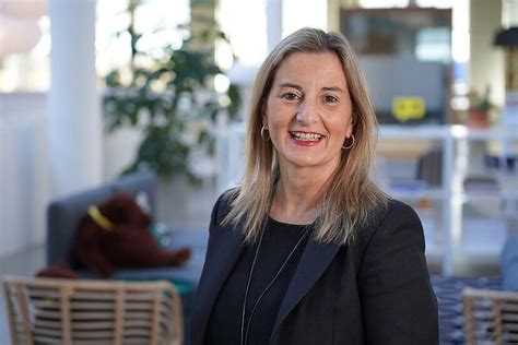 "El mejor trabajador es el que da los mejores resultados en menos ...