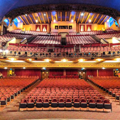 Olympia Theater, a downtown Miami gem. : r/AccidentalWesAnderson