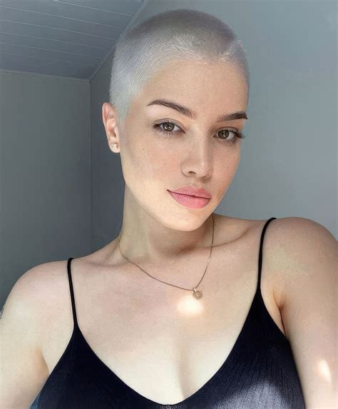 25 Daring And Bold Buzz Cuts For Women - Styleoholic