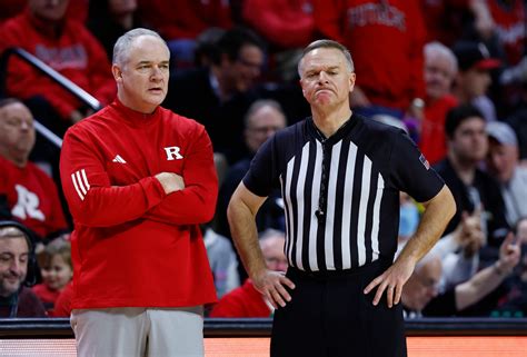 Here’s what Blue Ribbon magazine said about Rutgers basketball in 2025 ...