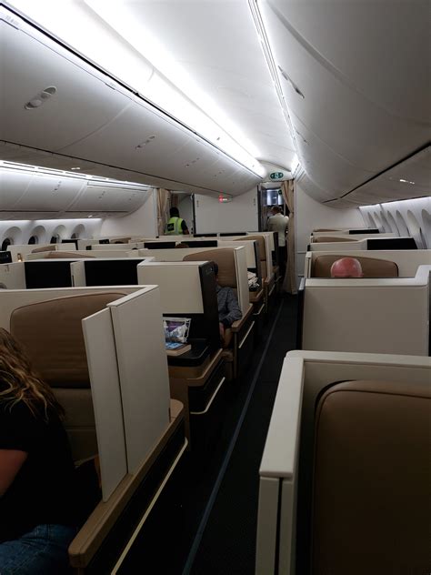Etihad Airways Business Class 的图像结果