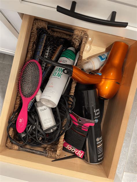 Bathroom Vanity Organization 的图像结果