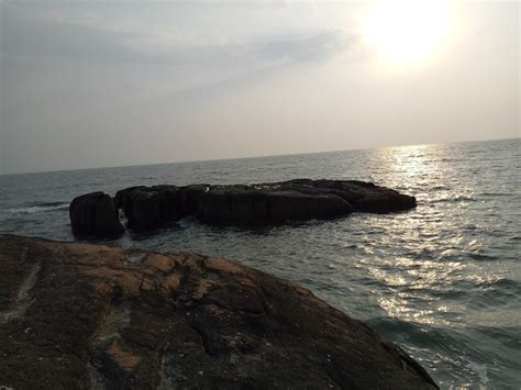 Parappalli Beach Kozhikode - Hi Kozhikode Tourist Places