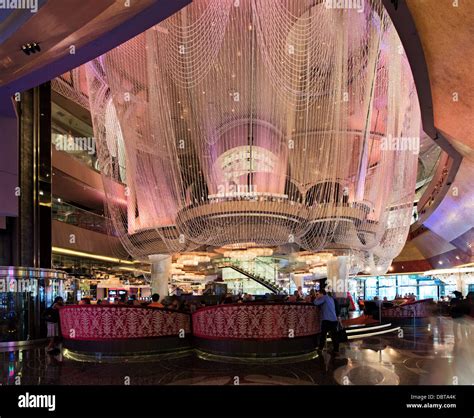 Chandelier Bar at Cosmopolitan Hotel Casino and resort, City Center ...