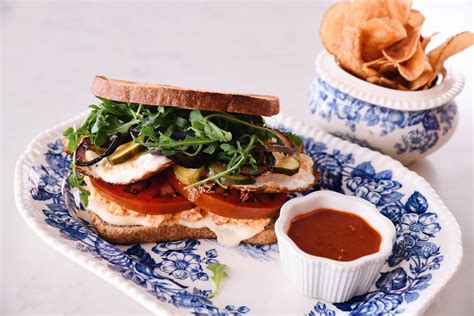 Country Club Plaza — The Mixx