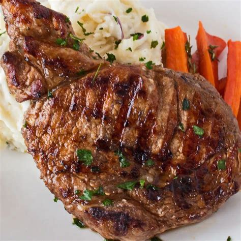 Pork Chops Calories: And Complete Nutrition Information