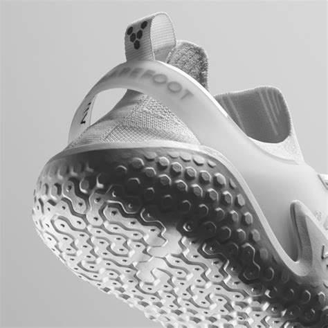 Motus Strength | Barefoot Training Shoes | Vivobarefoot | UK