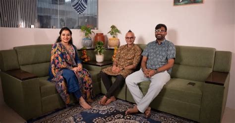 Celebrating Tradition and Modernity: Shrus’s Unique Saree Collections