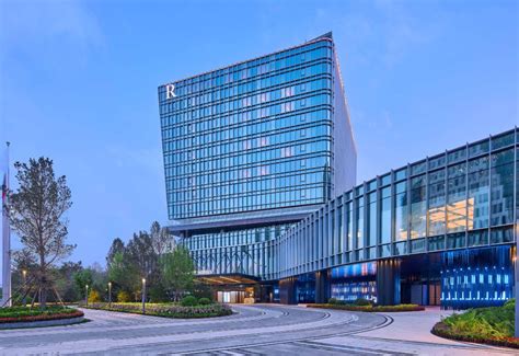 Renaissance Beijing Haidian Hotel(北京中关村东升科技园万丽酒店), Beijing - Book with ...