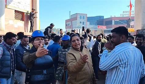 UCC Waste Incineration: Pithampur Completely Shut; Furious Residents ...