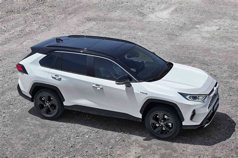New 2019 Toyota RAV4 priced from under £30,000 - Motoring Research