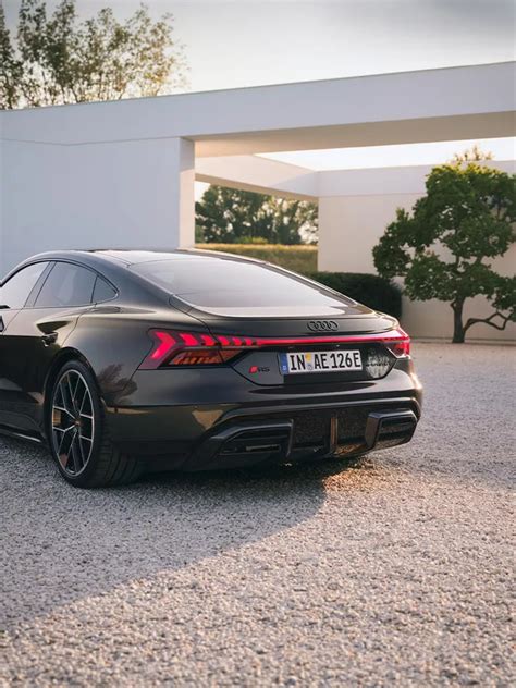 Audi RS e-tron GT > Audi e-tron GT > Audi Cayman Islands