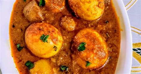 Egg Potato Masala Curry Recipe by Dr.Madhumita Mishra - Cookpad