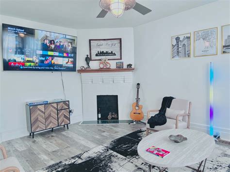 Top 1% Airbnb themed for all things Buffalo decor, Buffalo, NY ...