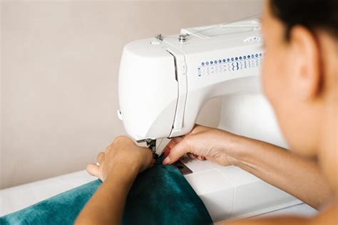 Hand Tailoring Machine 的图像结果