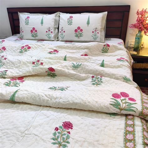 Floral Flare Quilt – HOUSE OF HARMAN