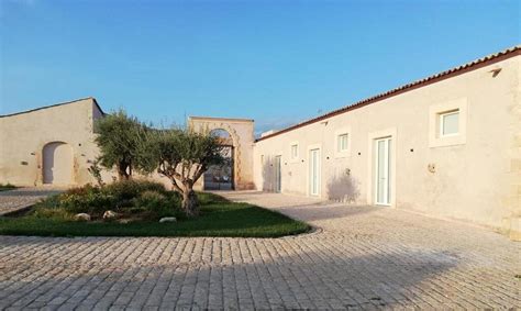 BALLIUM LUXURY RELAIS (Avola, Sicily) - Lodging Reviews, Photos, Rate ...