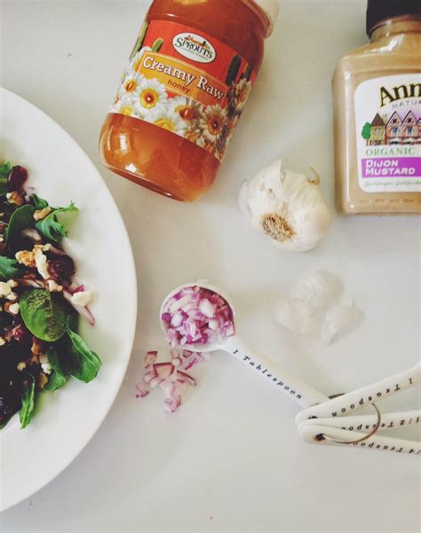 Making Dressing 的图像结果