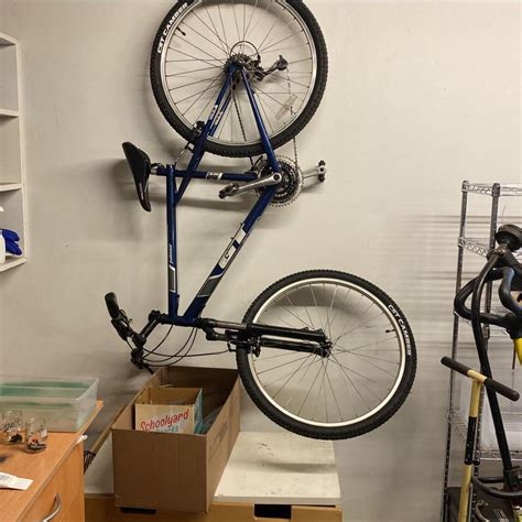 New to Mtn biking, is this a good starter bike? : r/mountainbiking