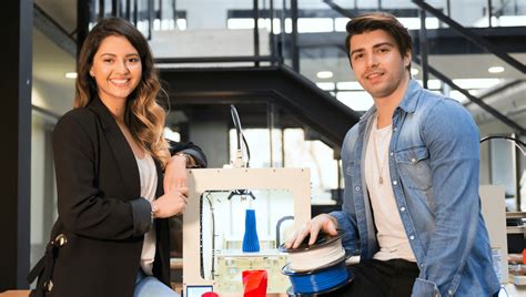 Starting a 3D Printing Business From Home 的图像结果