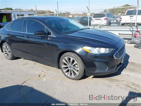 Report 3FA6P0T90KR236558 FORD FUSION 2019 Black Gasoline - price and damage history
