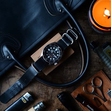 Genuine Nato Strap®︎ "BLACK" | Barkoutsiders®︎