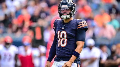 Chicago Bears vs. Tennessee Titans predictions: The Caleb Williams era ...