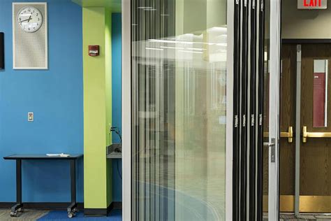 Hadley Junior High | NanaWall