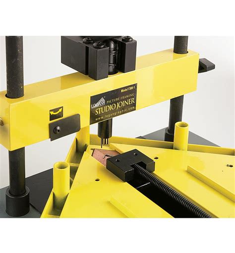 Picture Framer's Point Gun - Lee Valley Tools