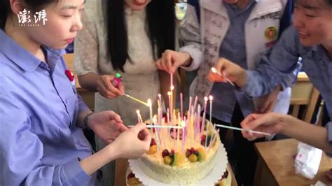 高三学生买蛋糕庆祝被纪律老师砸坏，多名学生被气哭，学校回应-千里眼视频-搜狐视频
