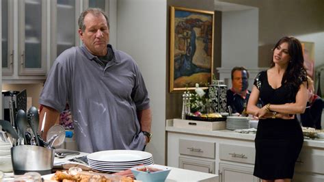 Watch Modern Family Online only on Disney+ lb