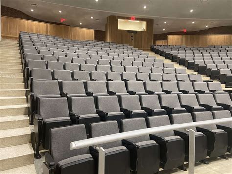 UVA Gilmer Hall Room 130 - Commonwealth School Equipment