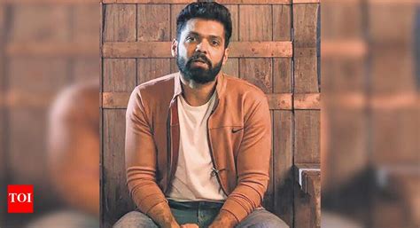 A new poster for Sapta Sagaradaache Ello for Rakshit Shetty's birthday ...