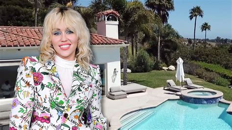 Miley Cyrus hat eine neue Villa in Malibu gekauft - Blick