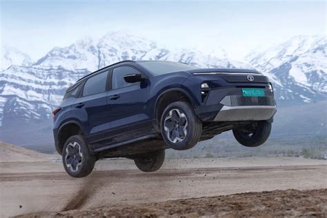 Tata Harrier EV Quad-day Highlights - Pulled an Entire Tank? | EVFY