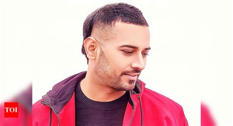 Alert Kudey: Garry Sandhu gives a Punjabi twist to a classic Bollywood ...