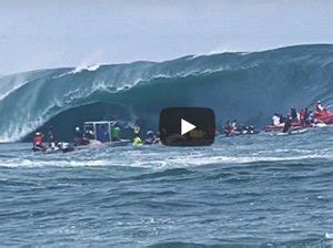 Teahupoo Code Red 的图像结果