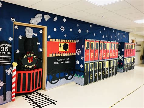 Polar express christmas door decorating contest – Artofit