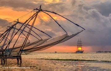 Magical 4 Days 3 Nights Munnar with Alleppey Vacation Package | Munnar ...