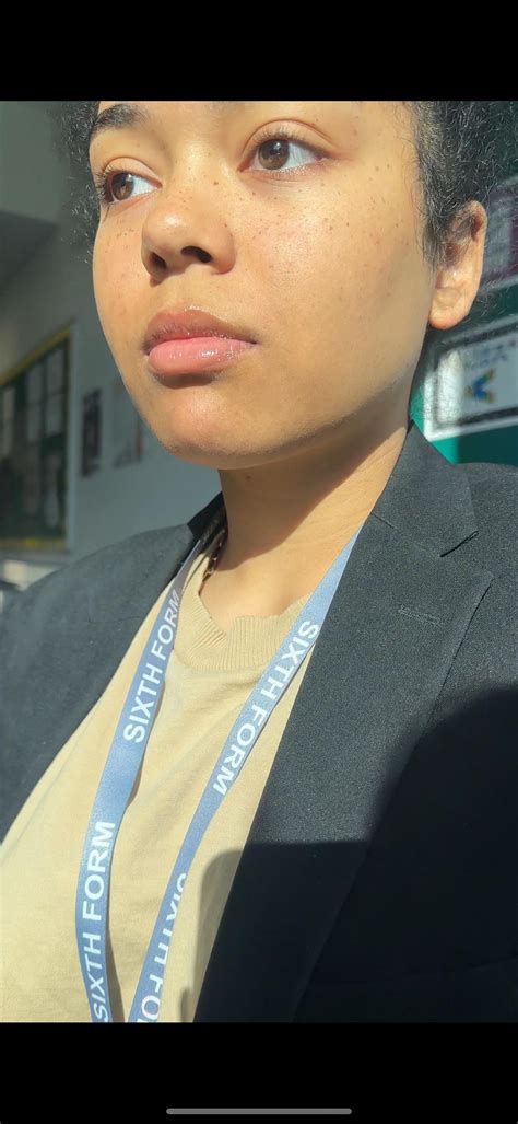 [18] How can I look more attractive? : r/TheGlowUp