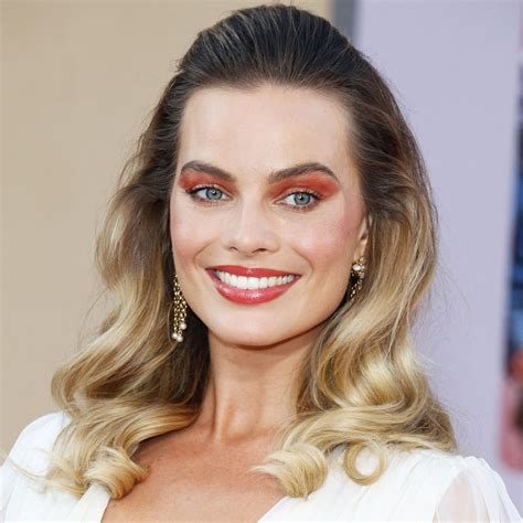 Fans Have Another Reason To Love Margot Robbie After She’s Spotted ...