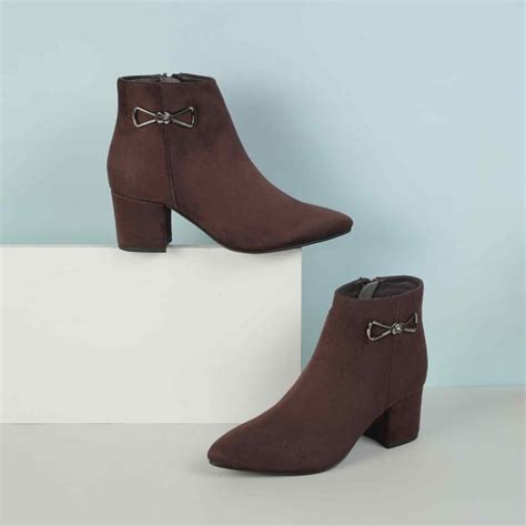 Buy Premium Women Boots Online at Best Prices