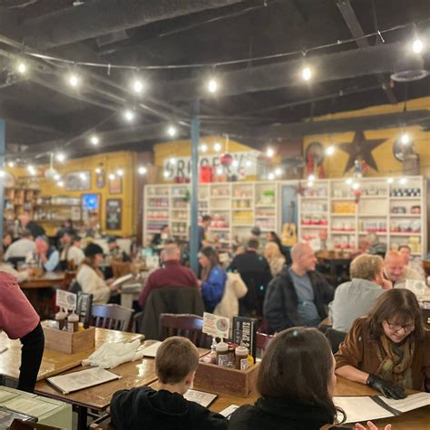 PUCKETT'S RESTAURANT, Franklin - Menu, Prices & Restaurant Reviews ...