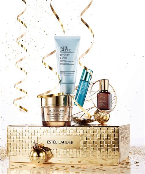 Celebration Product Photography, Christmas Fashion Photography, Holiday ...